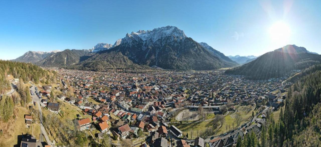 Ferienwohnung Bergkristall Mittenwald Bagian luar foto