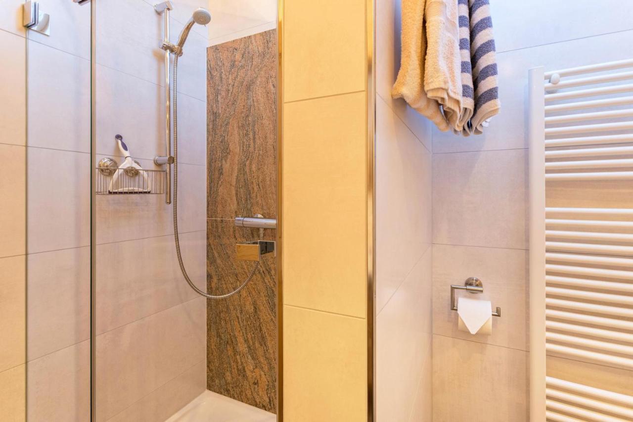 Ferienwohnung Bergkristall Mittenwald Bagian luar foto
