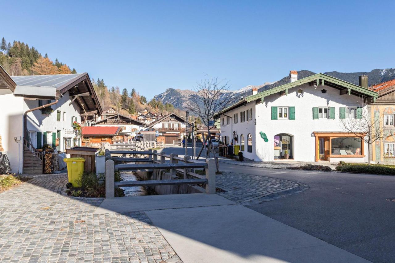 Ferienwohnung Bergkristall Mittenwald Bagian luar foto