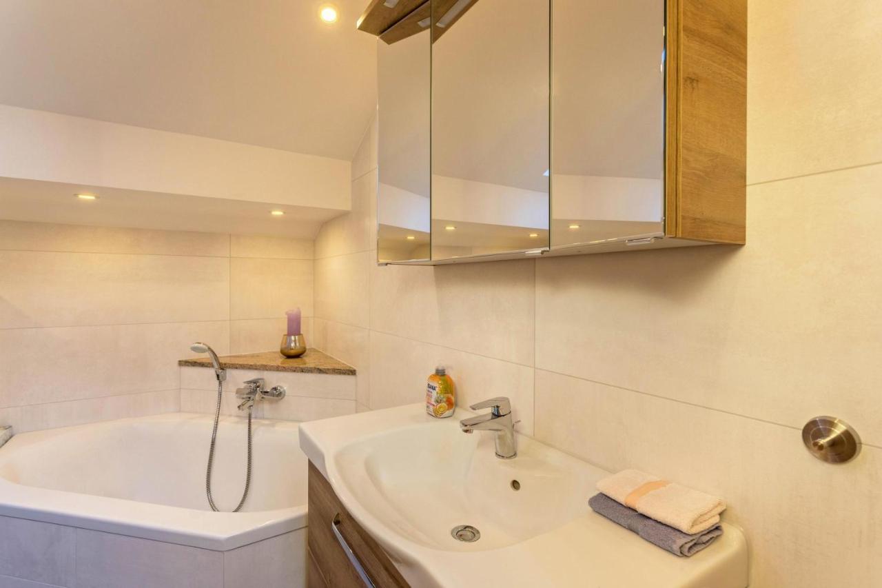 Ferienwohnung Bergkristall Mittenwald Bagian luar foto
